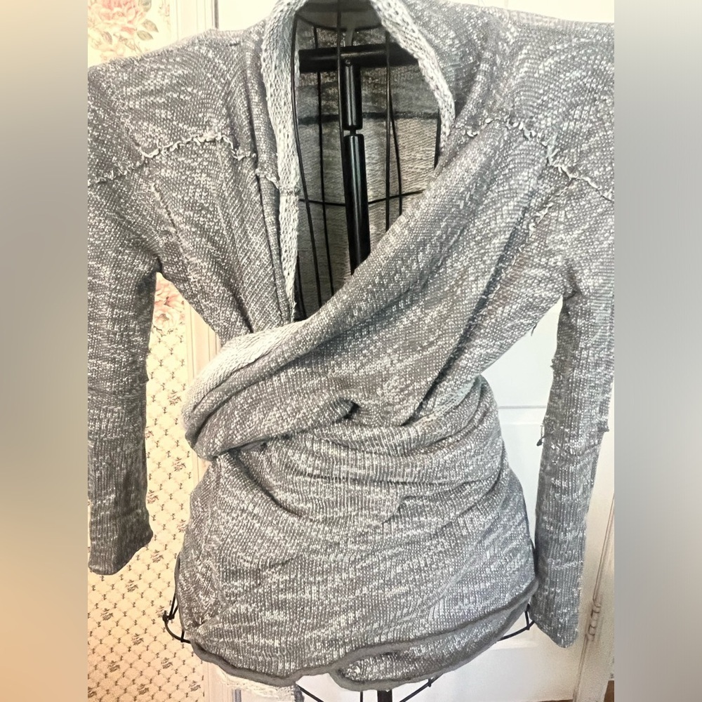 Free people Loop Cardigan Cream Grey wrap waterfall frayed distressed lagenlook - Picture 14 of 16